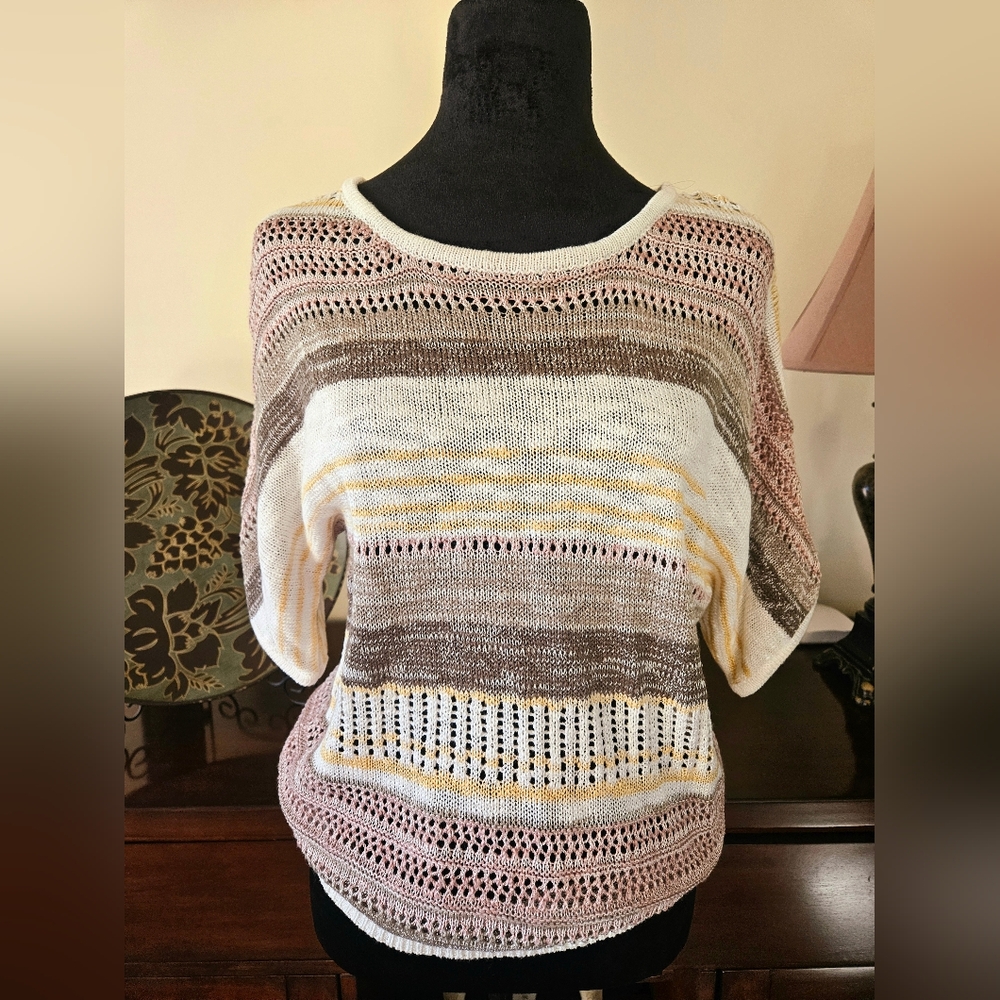 Olive & Oak Multi-color Knit Sweater